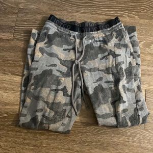 Hollister army print joggers.